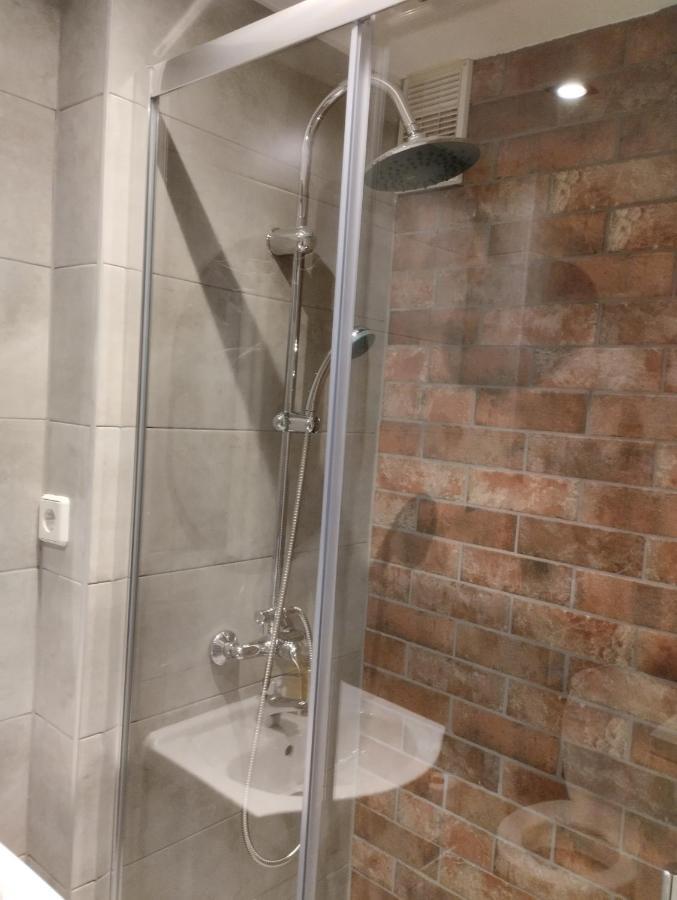 Apartament Kaja Apartment Gorzow Wielkopolski Luaran gambar